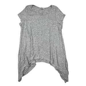 Aiden Y Women MEDIUM Gray Short Sleeve Sharkbite Hem Tunic Shirt Casual Top